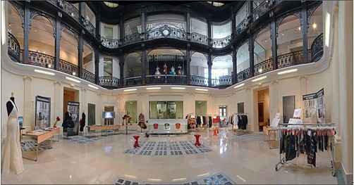 法国欧莱雅化妆品集团