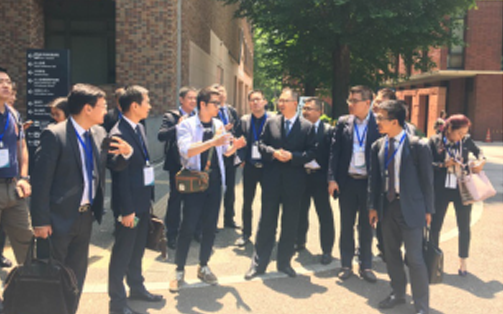 中瑭国际陪你一起走进特色小镇，城市综合体，养老社区，地产名企，智慧城市，体验日本地产考察，美国地产考察，英国地产考察，新加坡地产考察之旅。