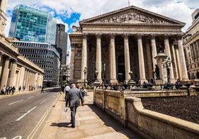 高尔夫球考察：走进英国顶级的高尔夫球场，享受挥杆带来的畅快与淋漓